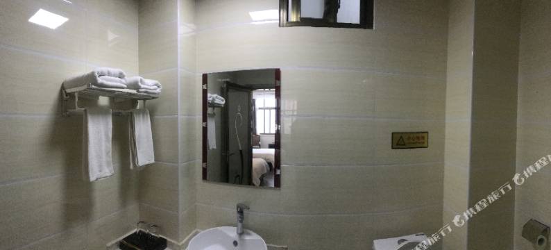 镇坪慢时光酒店图片