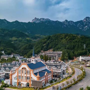 天柱山陌上天鹅堡民宿图片