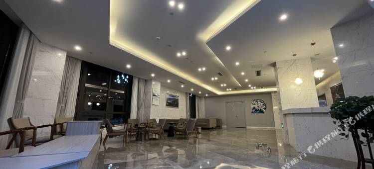 云水江畔酒店图片