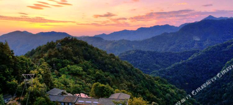 武当山福地居33号高山美宿图片