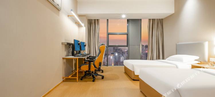 网鱼电竞酒店(无锡江南大学店)图片