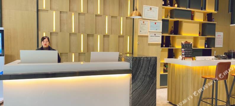 贝曼酒店(颍上高铁站五洲万汇广场店)图片