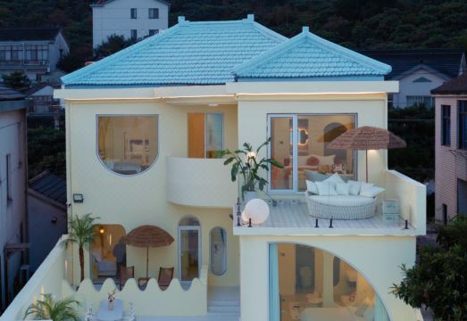 Cloud Lake 云岸蓝庭一线湖景海岛度假民宿 over view