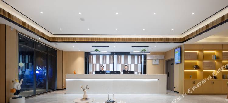 丽思顿国际酒店(陵水高铁站海韵广场店)图片