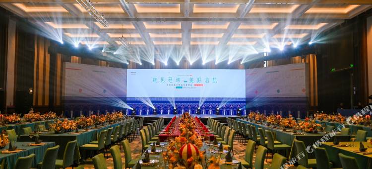 深圳前海华侨城艾美酒店图片