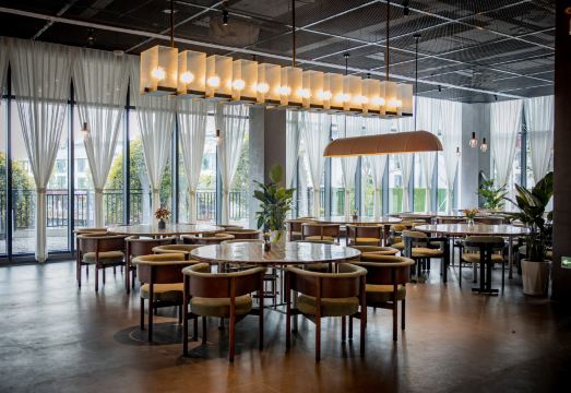 Xiandao Lake International Hot Spring Resort Hotel Overview