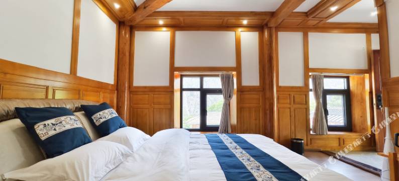 德钦总也楠舍民宿图片