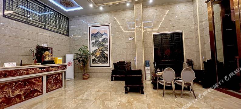 惠州云栖主题公寓(三和广场店)图片