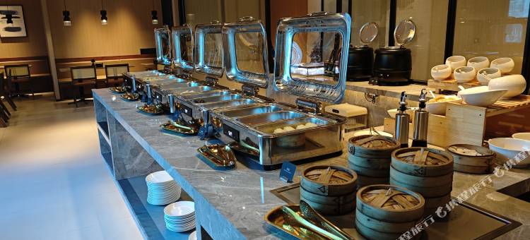 UFUN优范酒店(来宾政和步行街火车北站店)图片