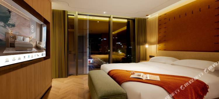 萬澳庭院酒店(西安钟楼永宁门地铁站店)图片