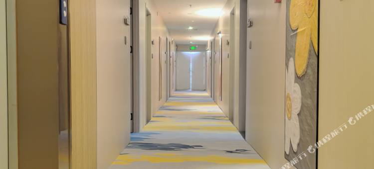 云霞酒店(湛江附属医院国贸大厦店)图片