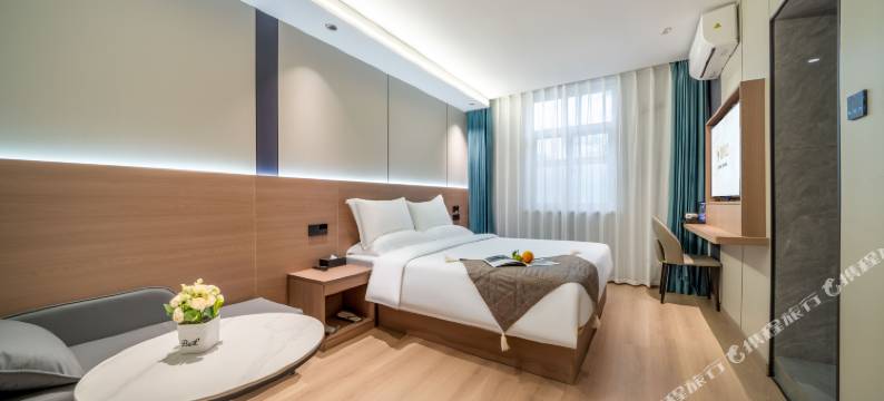 途客轻居酒店(鄠邑区钟楼海福城店)图片