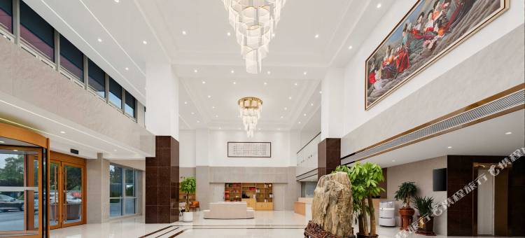 如家艾扉酒店(泰安天烛峰路方特欢乐世界店)图片