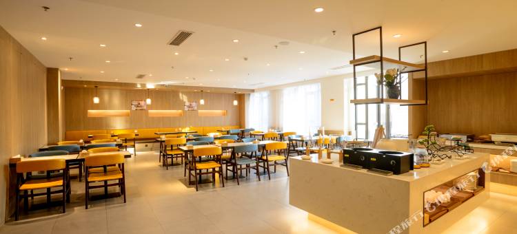 汉庭优佳酒店(郑州火车东站心怡路店)图片