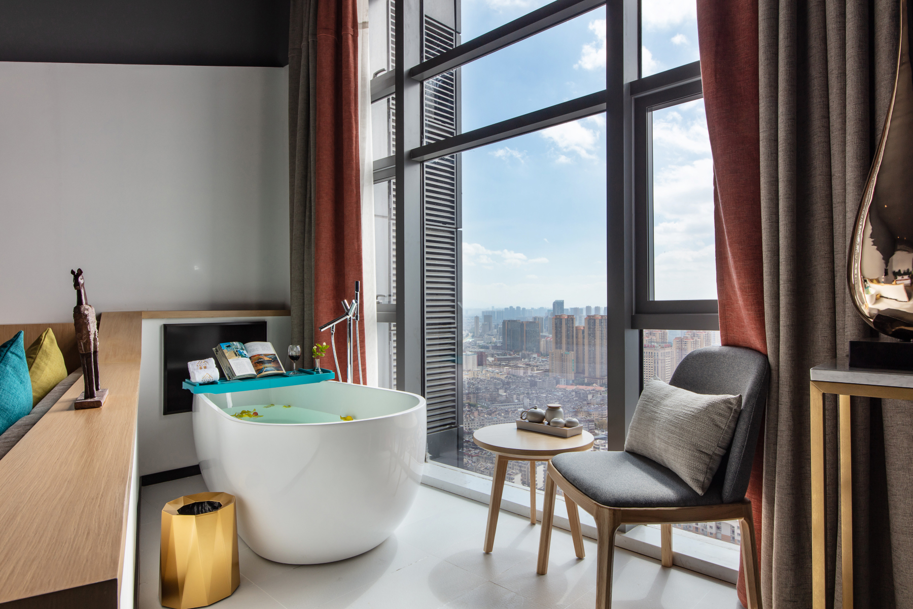 Abisous Hotel(Kunming Tongde Plaza) Hotel Overview