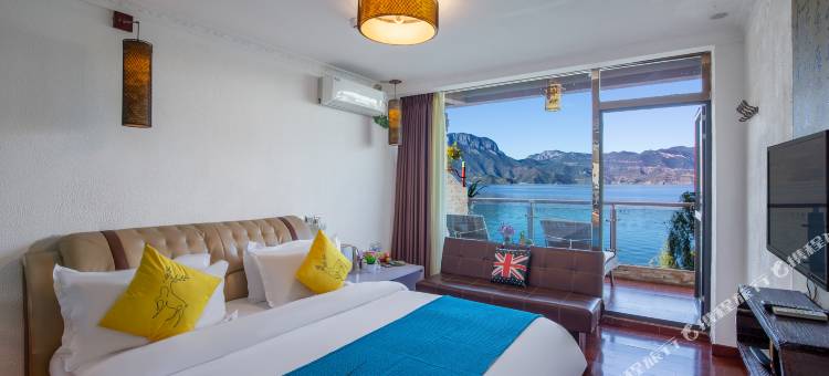 泸沽湖海境酒店图片