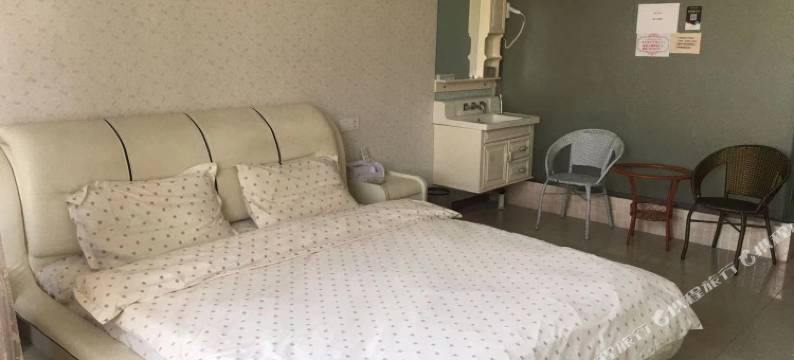 青岛花海相依主题宾馆图片