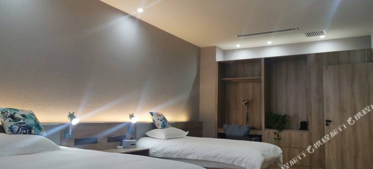 达茂旗明安大酒店图片