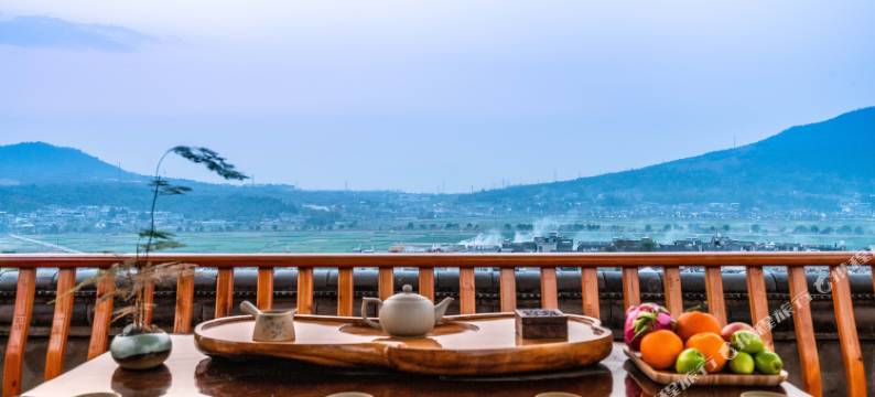 腾冲凭栏客栈图片