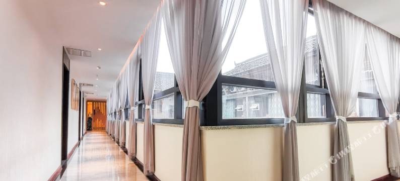 阆中金阆假日酒店(状元坊店)图片