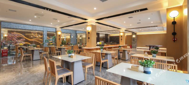 隐园酒店(武汉汉口火车站园博园店)图片