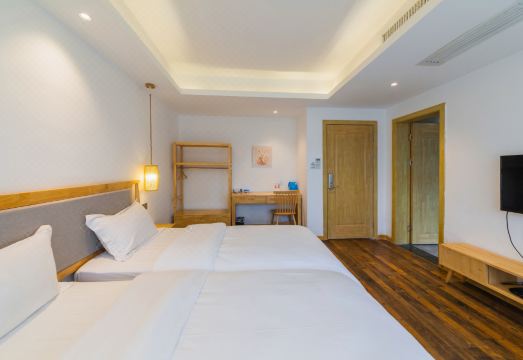 Hewan Hot Spring Hotel Hotel Overview