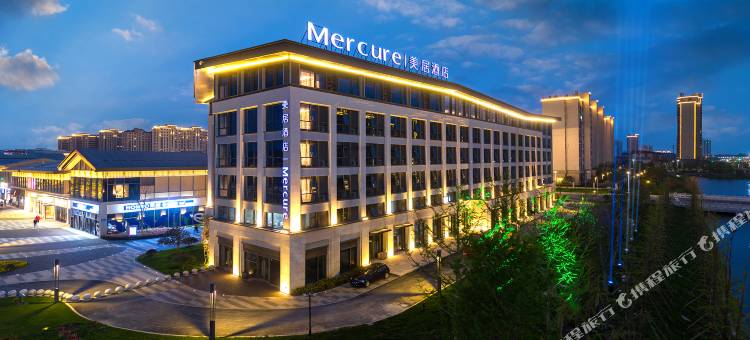 靖江印象城美居酒店图片