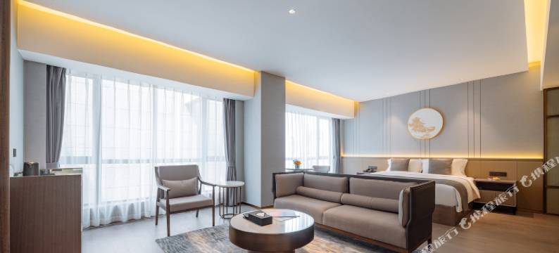 杭州中豪大酒店(钱江新城庆春广场地铁站店)图片