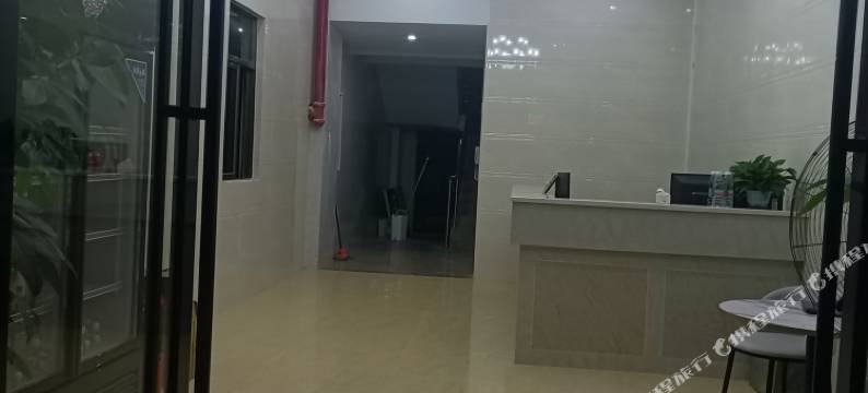 华庭精品公寓图片