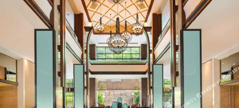 神农架康帝君兰酒店图片