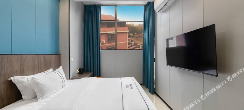 长沙途嘉影院酒店(湖南大学阜埠河地铁站店)图片