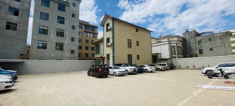 石屏建桥精选酒店图片