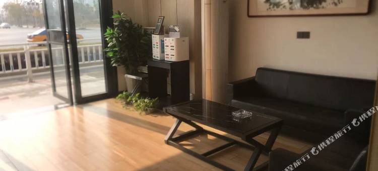 鑫金莎酒店(芜湖高铁站店)图片