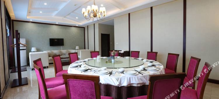 阿尔山那伦酒店图片