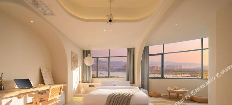 何璞·慕白|CreamCake 度假酒店(西双版纳景洪告庄星光夜市店)图片