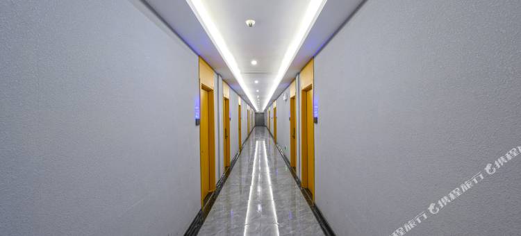 逸宿轻居酒店(杭州湾新区店)图片