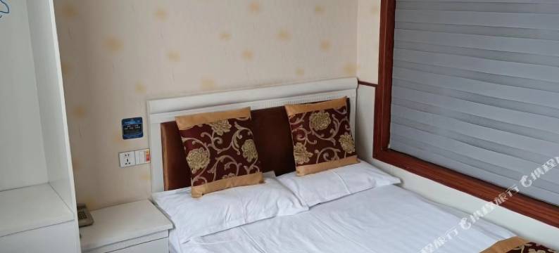 海盐元济商务宾馆(三毛乐园店)图片