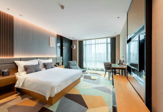 Chonpines Hotel Hotel Overview