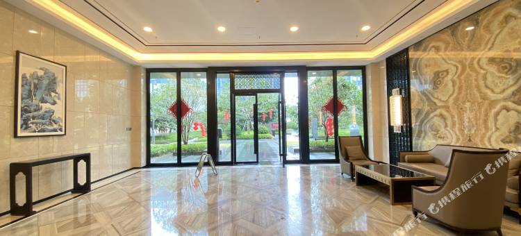 枫雨国际公寓(汕头龙光世纪商务中心店)图片