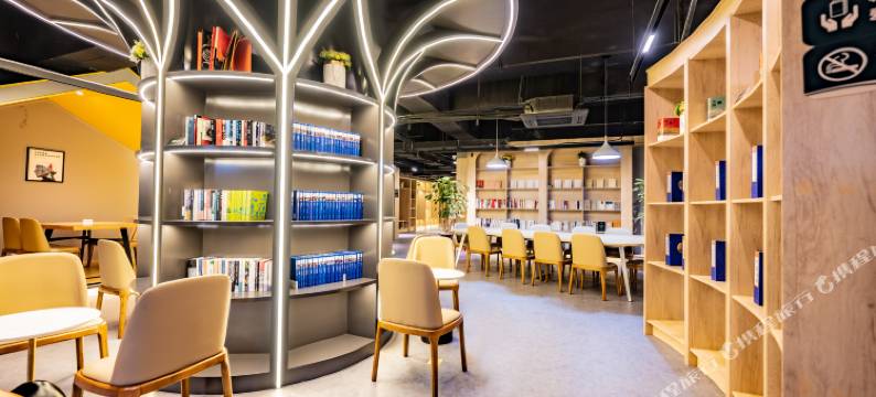 昆明星耀酒店(新亚洲体育城店)图片