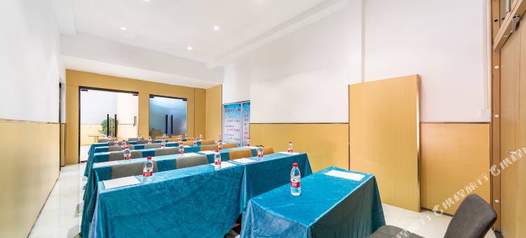 澜悦酒店(驻马店高铁西站店)图片