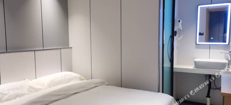兰州鸿顺源客栈(兰州西站土门墩地铁站店)图片