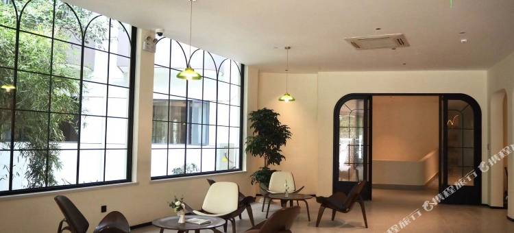 金地草莓社区公寓酒店图片