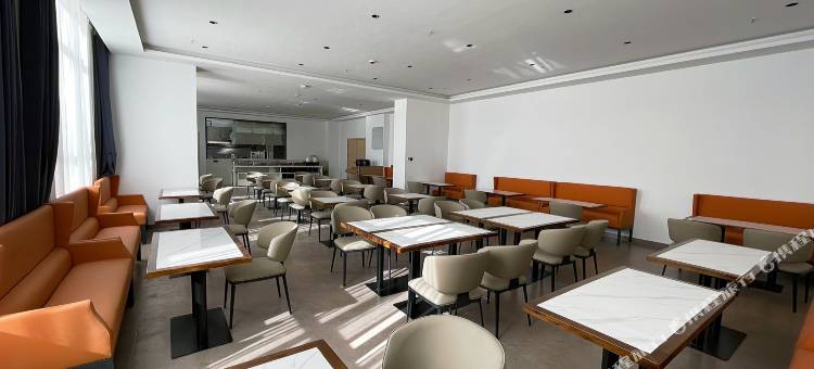 茫州国际酒店(茫崖市店)图片