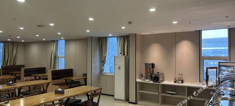 艺龙瑞云酒店(盐城国际会展中心店)图片