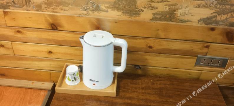 自由空间精品宾馆(青冈县第一中学店)图片