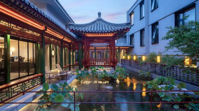 Beijing Dongfang Jingdi Ruhua Jiangnan Hidden Luxury Resort Courtyard (Wangfujing Tian'anmen)