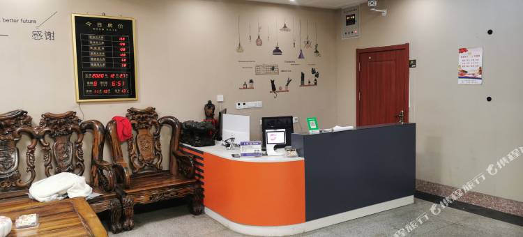 丽兴佳日商务宾馆(莱西高铁站店)图片