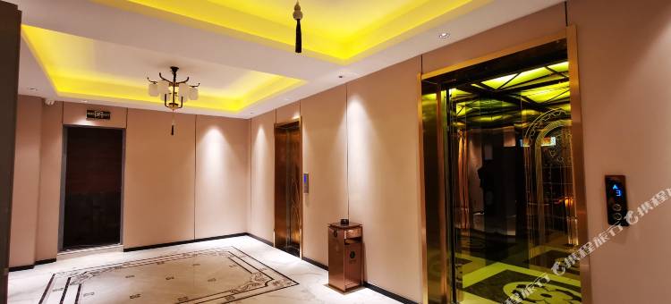 维斯顿电竞酒店(淮南八佰伴店)图片