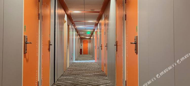 布丁严选酒店(杭州河坊街城站地铁站店)图片